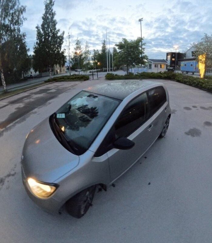 Silver Begagnad 2020 Skoda Citigo-e IV Halvkombi | 128 000 kr (Marknadspris) - Bild 1/4