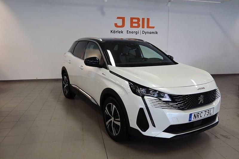 Vit Begagnad 2021 Peugeot 3008 GT SUV | 269 900 kr (Marknadspris) - Bild 1/3