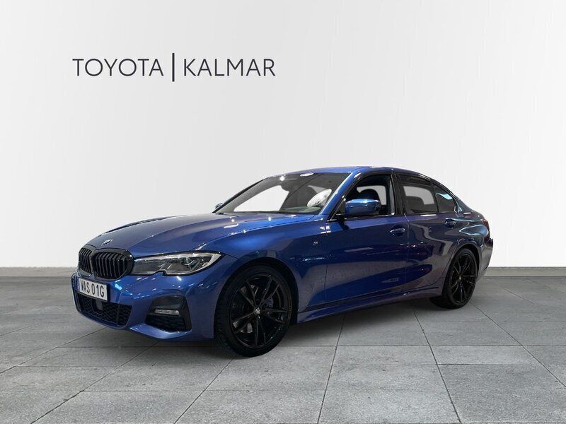 Blå Begagnad 2020 BMW 330 M Sport Sedan | 379 000 kr (Lite dyr) - Bild 1/4