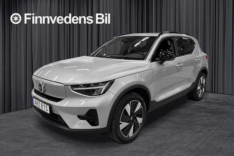 Silver Begagnad 2024 Volvo XC40 Core SUV | 408 800 kr - Bild 1/4