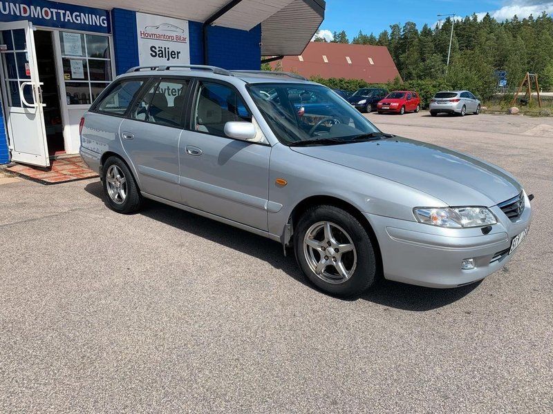 Silver Begagnad 2001 Mazda 626 Touring Kombi | 13 900 kr - Bild 1/4