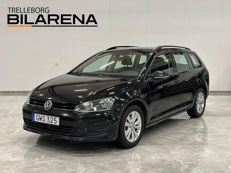Svart Begagnad 2016 VW Golf VII Kombi | 104 900 kr (Marknadspris) - Bild 1/4