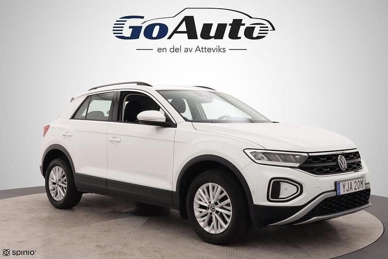Vit Begagnad 2023 VW T-Roc SUV | 269 500 kr (Bra pris) - Bild 1/4