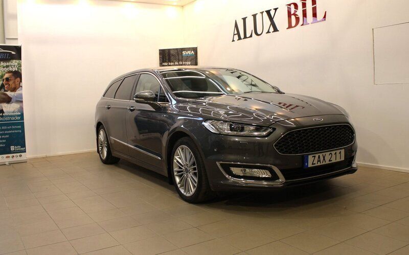 Grå Begagnad 2019 Ford Mondeo Vignale Kombi | 179 900 kr (Bra pris) - Bild 1/4