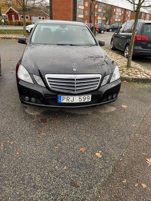 Begagnad 2010 Mercedes E200 Sedan | 60 000 kr (Bra pris) - Bild 1/2