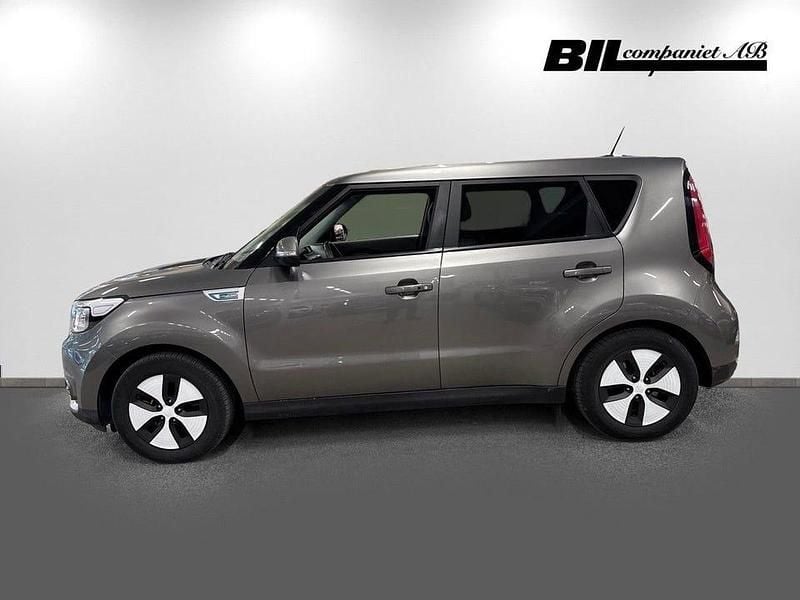 Begagnad Kia Soul EV 80 kW (110 HK) 2016 /im/titanium silver SUV