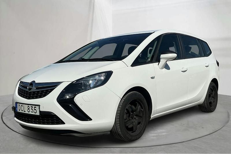 Vit Begagnad 2015 Opel Zafira Minibuss | 115 000 kr - Bild 1/4