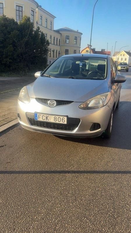 Begagnad 2010 Mazda 2 | 35 000 kr (Bra pris) - Bild 1/4