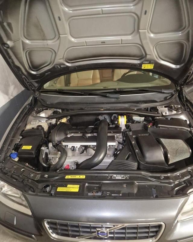 Begagnad 2006 Volvo S60 Kinetic Sedan | 100 000 kr (Dyr) - Bild 1/4