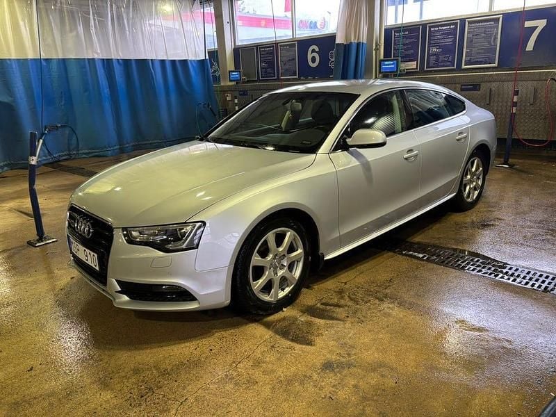 Begagnad Audi A5 Sportback 177 HK (130 kW) 2012 Halvkombi