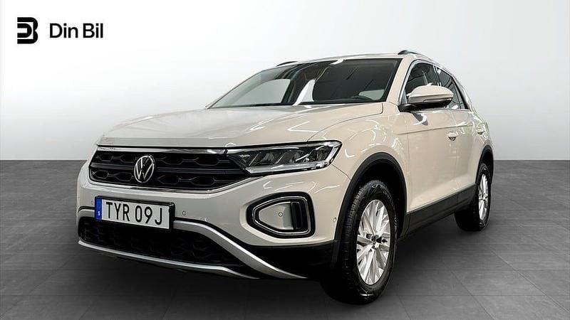 Grå Begagnad 2022 VW T-Roc SUV | 294 900 kr (Marknadspris) - Bild 1/4