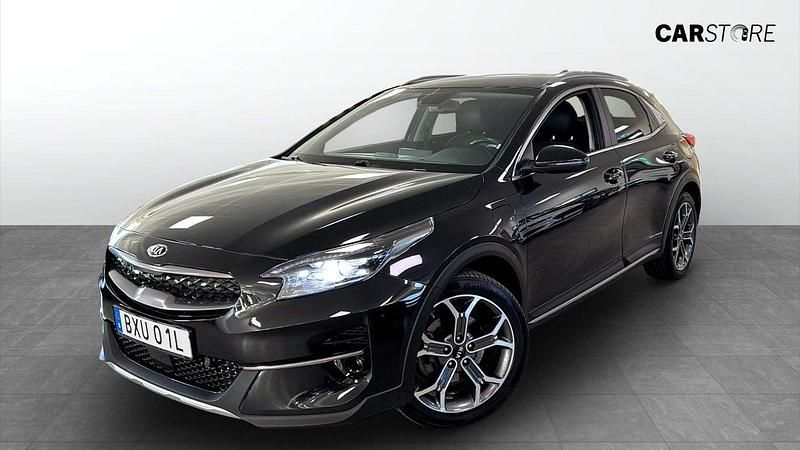 Svart (black) Begagnad 2021 Kia XCeed Advance SUV | 239 900 kr - Bild 1/4