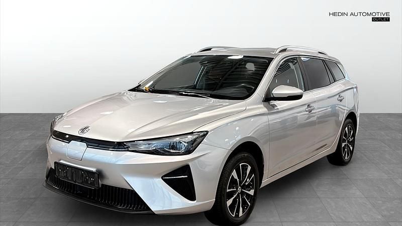 Grå Begagnad 2022 MG MG5 EV Kombi | 184 400 kr (Superpris) - Bild 1/4