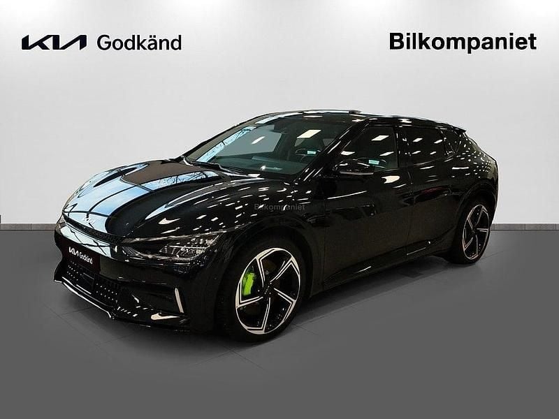 Svart Begagnad 2023 Kia EV6 SUV | 519 800 kr (Marknadspris) - Bild 1/4