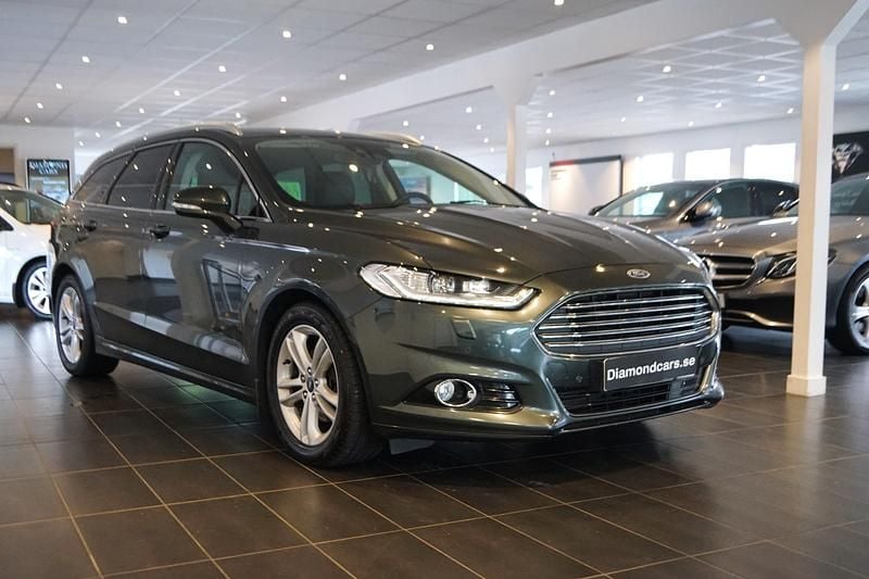 Grön Begagnad 2016 Ford Mondeo Kombi | 138 900 kr - Bild 1/4