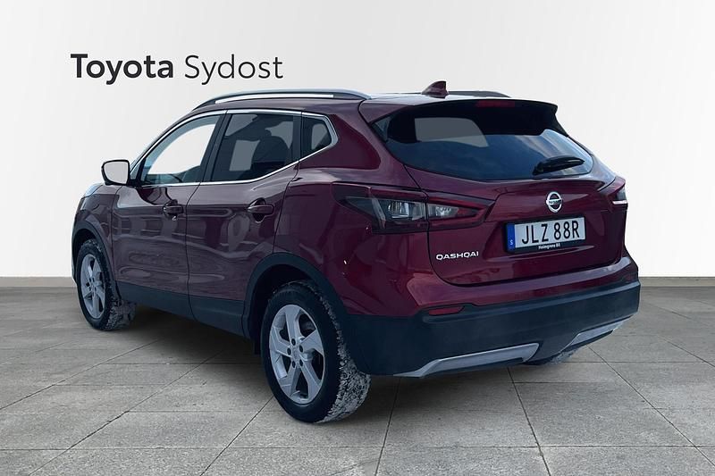 Begagnad Nissan Qashqai Tekna 141 HK (103 kW) 2021 Röd SUV