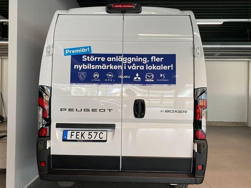 Begagnad Peugeot Boxer 200 kW (272 HK) 2024 Vit Van
