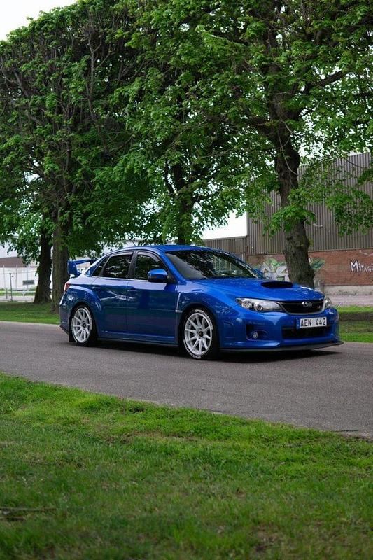 Blå Begagnad 2014 Subaru Impreza Sedan | 295 000 kr - Bild 1/3