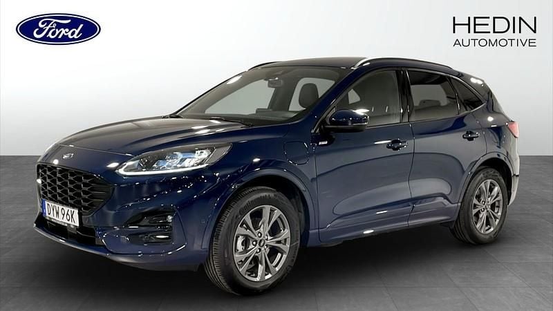 Silver Begagnad 2022 Ford Kuga Business Edition SUV | 304 900 kr (Lite dyr) - Bild 1/4