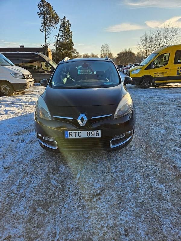 Begagnad Renault Grand Scénic III 110 HK (80 kW) 2014 Minibuss