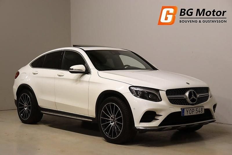 Vit Begagnad 2017 Mercedes GLC250 AMG Sportkupé | 319 800 kr (Lite dyr) - Bild 1/3