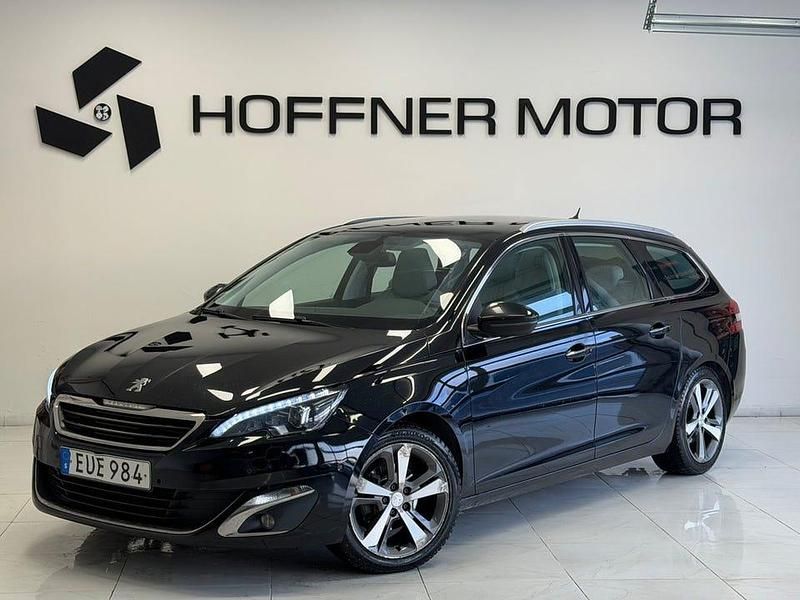 Begagnad Peugeot 308 SW Allure 131 HK (96 kW) 2015 Svart Kombi