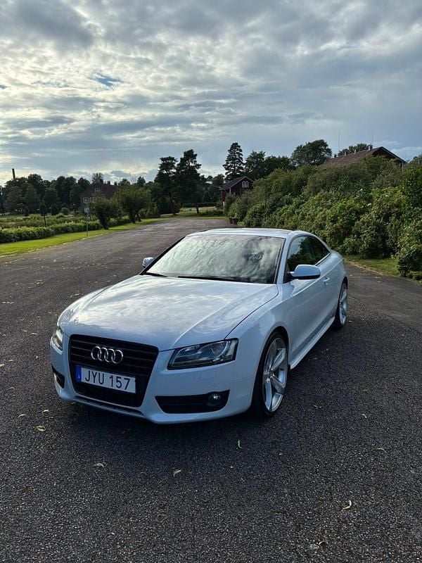 Begagnad 2010 Audi A5 Sportkupé | 60 000 kr (Marknadspris) - Bild 1/4