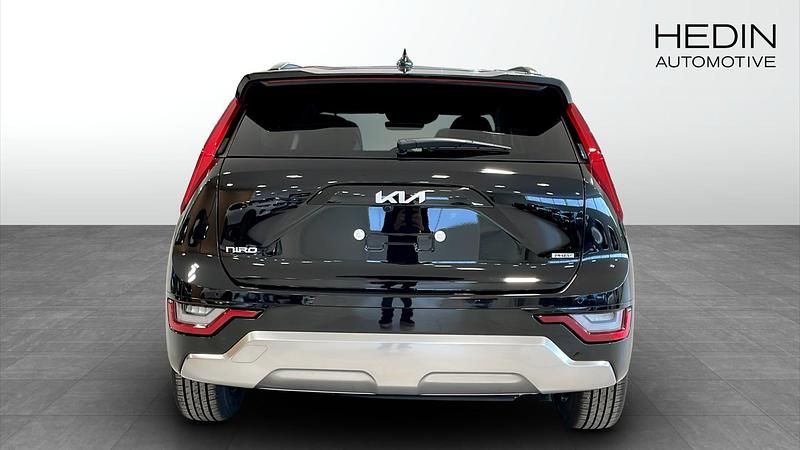 Ny Kia Niro Advance 184 HK (135 kW) 2026 Svart SUV