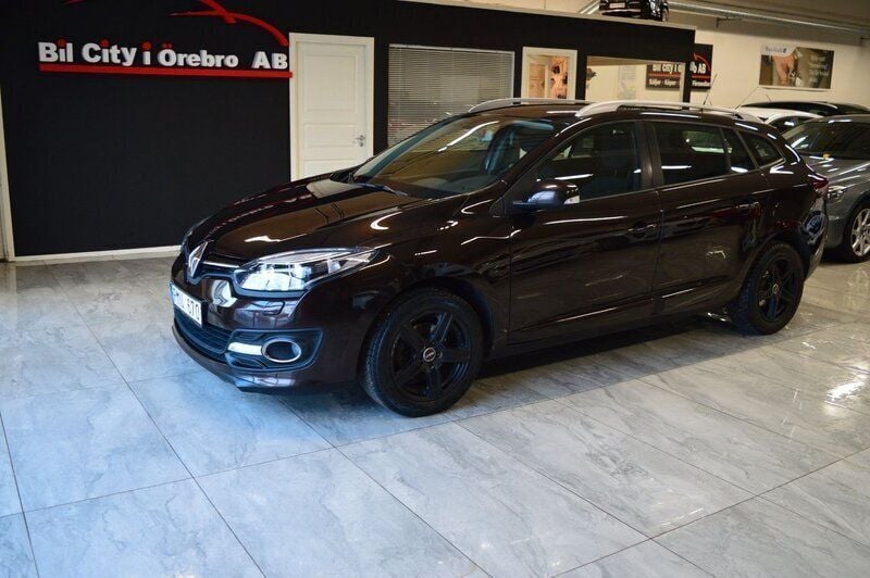 Brun Begagnad 2013 Renault Mégane GrandTour Kombi | 69 900 kr (Marknadspris) - Bild 1/4
