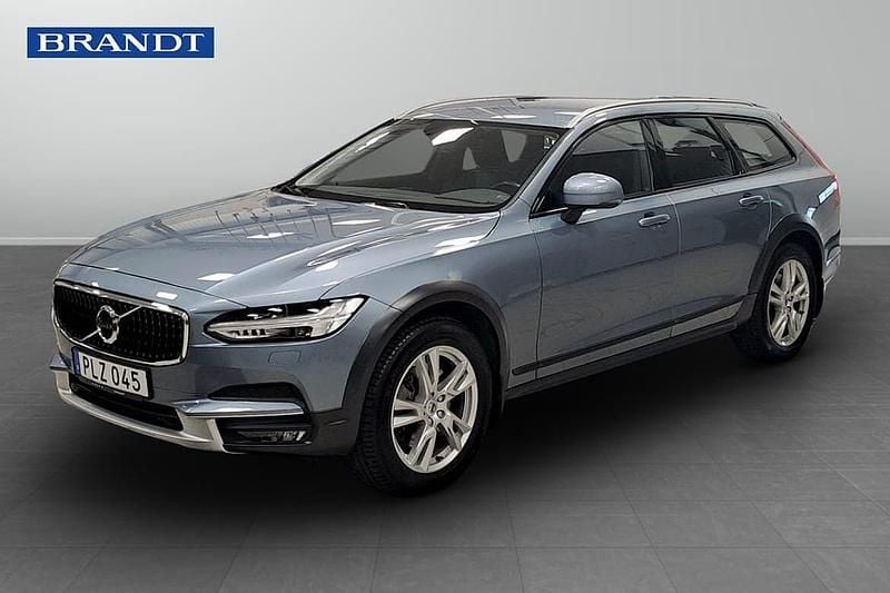 Ljusblå (blå) Begagnad 2018 Volvo V90 CC Business Edition Kombi | 314 900 kr (Marknadspris) - Bild 1/4