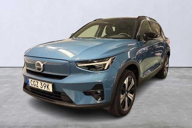 Begagnad 2023 Volvo XC40 SUV | 349 900 kr - Bild 1/4