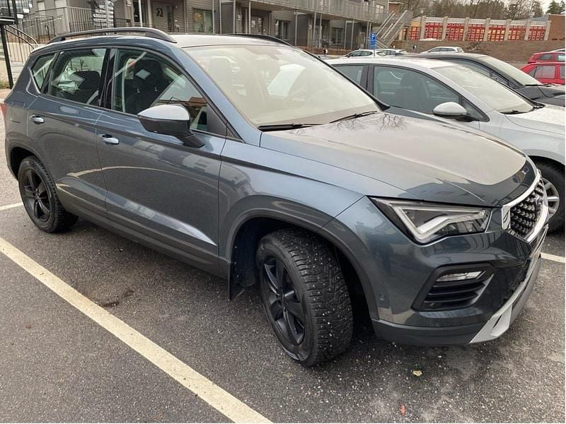 Grå Begagnad 2021 Seat Ateca Style SUV | 229 000 kr (Marknadspris) - Bild 1/2