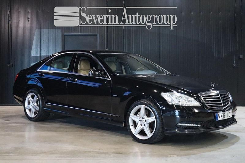 Svart Begagnad 2010 Mercedes S350 AMG Sedan | 199 000 kr - Bild 1/4