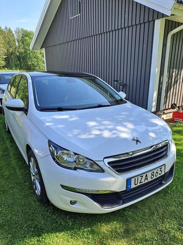 Vit Begagnad 2014 Peugeot 308 Active Kombi | 51 000 kr (Bra pris) - Bild 1/4