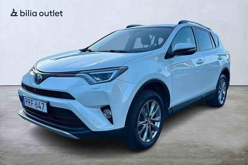Vit Begagnad 2016 Toyota RAV4 SUV | 179 900 kr - Bild 1/1