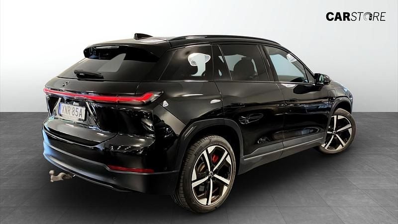 Begagnad Nio ET7 480 kW (653 HK) 2023 Svart Sedan