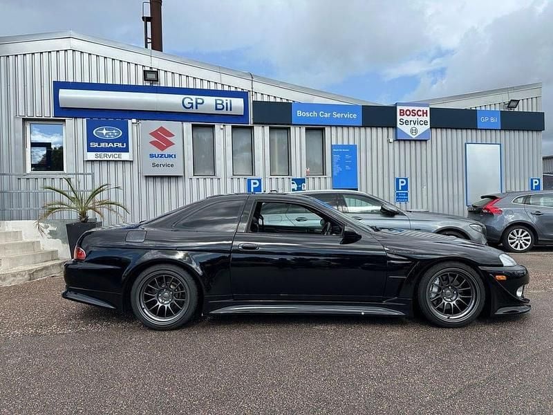 Begagnad Toyota Soarer 280 HK (205 kW) 1999 Svart Sportkupé