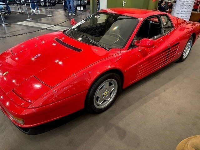 Begagnad Ferrari Testarossa 379 HK (278 kW) 1991 Röd Sportkupé