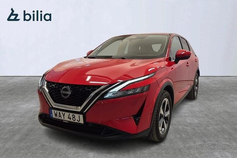 Röd Begagnad 2023 Nissan Qashqai N-Connecta SUV | 299 900 kr (Marknadspris) - Bild 1/4