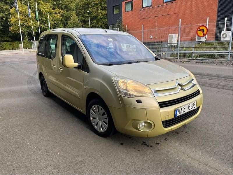 Grön Begagnad 2008 Citroën Berlingo Minibuss | 39 000 kr (Lite dyr) - Bild 1/4