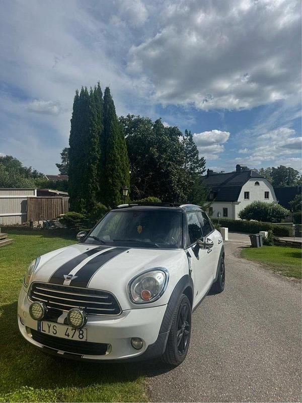 Vit Begagnad 2011 Mini Cooper D Countryman SUV | 99 000 kr (Lite dyr) - Bild 1/4