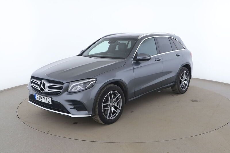 Grå Begagnad 2018 Mercedes GLC220 AMG SUV | 270 000 kr (Bra pris) - Bild 1/4