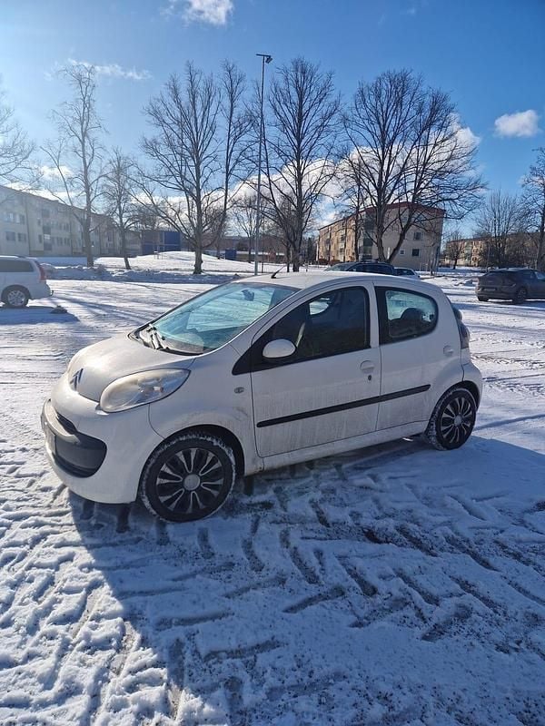 Begagnad Citroën C1 68 HK (50 kW) 2009 Halvkombi