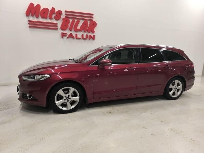 Röd Begagnad 2014 Ford Mondeo Titanium Kombi | 129 900 kr (Lite dyr) - Bild 1/4