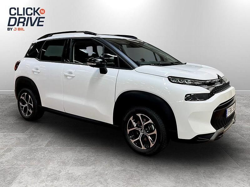 Vit Begagnad 2024 Citroën C3 Aircross PureTech SUV | 204 000 kr (Marknadspris) - Bild 1/4