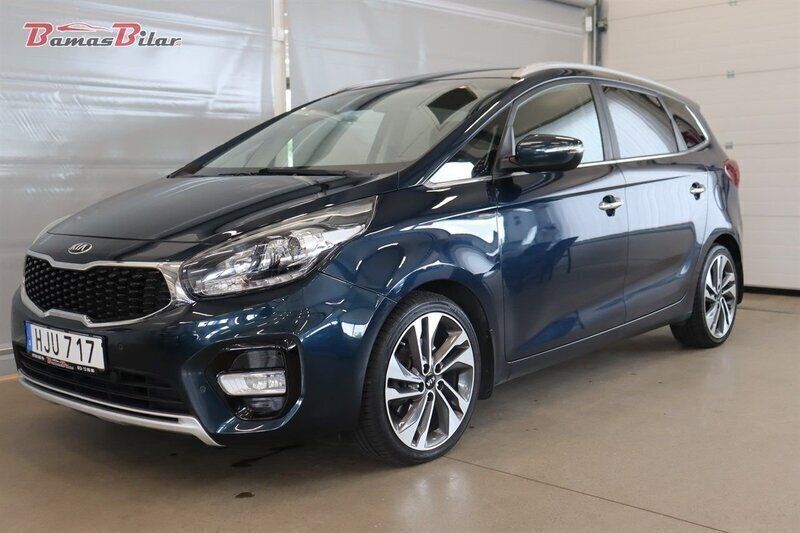Blå Begagnad 2018 Kia Carens Minibuss | 169 900 kr (Marknadspris) - Bild 1/4