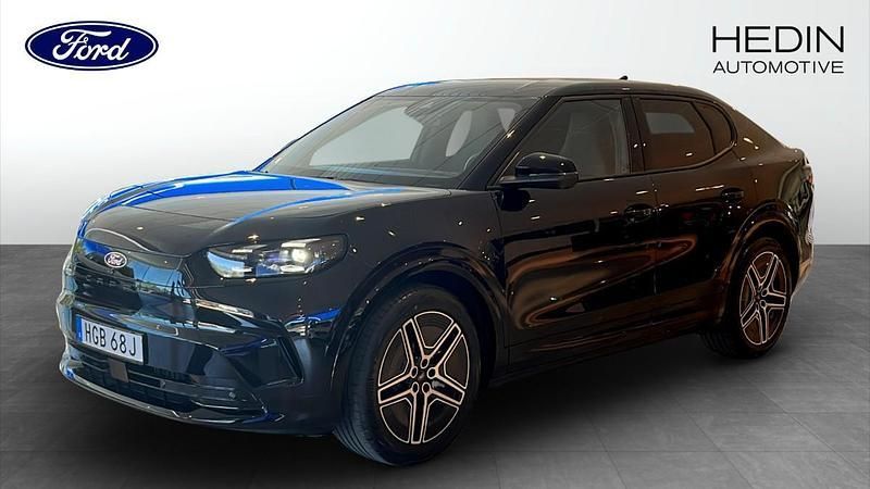 Svart (black) Ny 2025 Ford Capri Premium SUV | 623 000 kr - Bild 1/4
