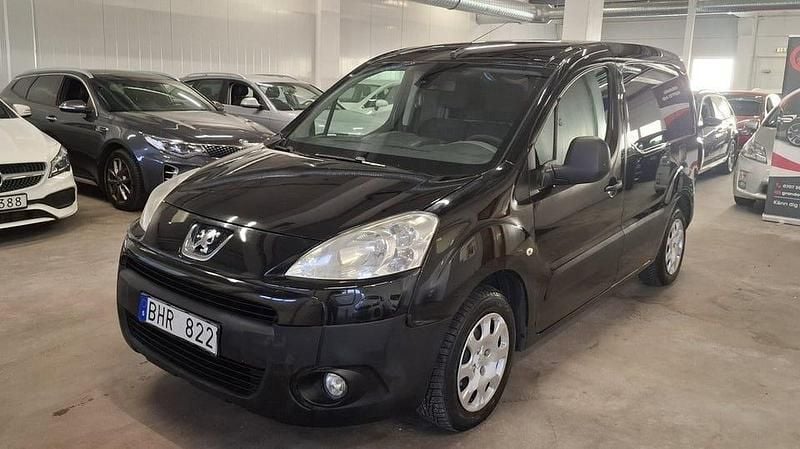 Svart Begagnad 2011 Peugeot Partner Minibuss | 45 999 kr (Marknadspris) - Bild 1/4