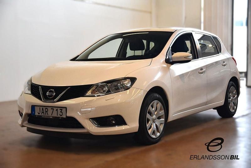 Vit Begagnad 2015 Nissan Pulsar Halvkombi | 112 900 kr (Marknadspris) - Bild 1/4
