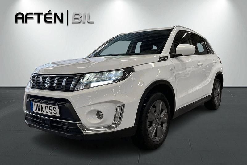 Vit Begagnad 2022 Suzuki Vitara SUV | 214 800 kr (Superpris) - Bild 1/3
